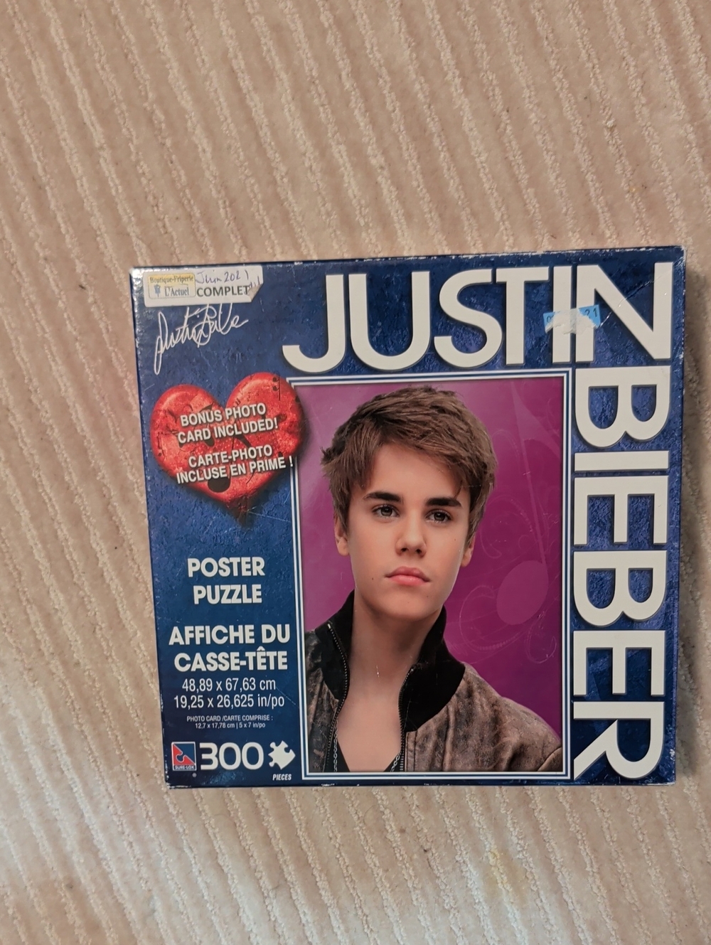 SURE-LOX JUSTIN BIEBER 300 PIECE POSTER PUZZLE w/Bonus Photo Card - Open